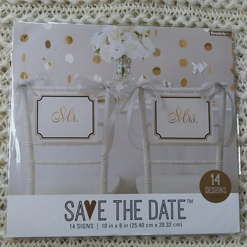 NWT Wedding Save the Date Mr. & Mrs. Signs